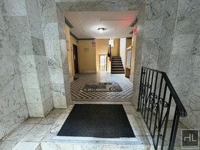 Amsterdam Pl, Mount Vernon in Mount Vernon, NY - Building Photo - Building Photo
