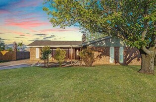 503 NE 39th Ave in Mineral Wells, TX - Building Photo
