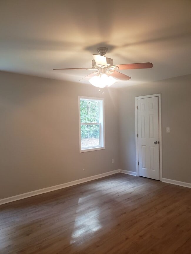 1717 New Hope Rd in Locust Grove, GA - Building Photo - Building Photo