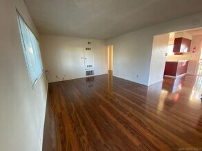 253 N Cedar St in Escondido, CA - Building Photo - Building Photo