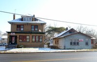 662-664 Amboy Ave in Woodbridge, NJ - Building Photo - Building Photo