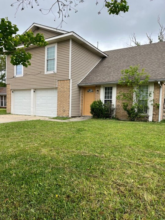 1413 Kings Row in Slidell, LA - Building Photo