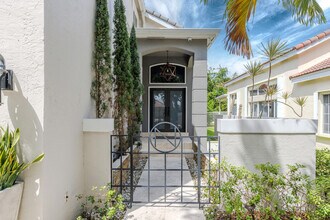 4080 Lansing Ave in Hollywood, FL - Building Photo - Building Photo