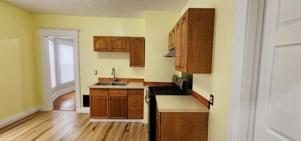 1193 W Onondaga St, Unit 1193 W. Onondaga in Syracuse, NY - Foto de edificio - Building Photo