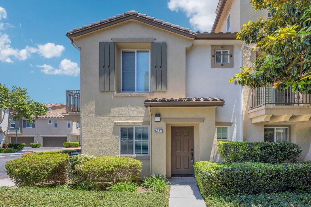 6287 Ancora Ln in Eastvale, CA - Building Photo