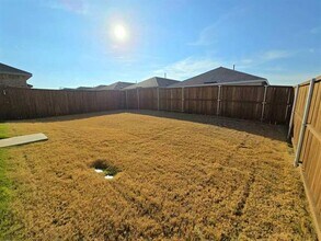 2052 Sulky Ln in Aubrey, TX - Building Photo - Building Photo