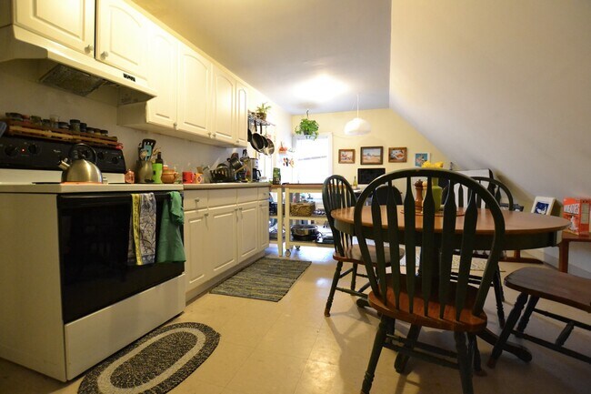 25 Brackett St in Boston, MA - Building Photo - Building Photo