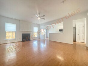 122 Chinabrook Ct in Morrisville, NC - Building Photo - Building Photo