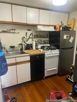 232 Cambridge St, Unit 5 in Boston, MA - Building Photo