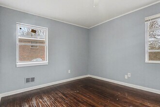 1147 Oakley Dr in Birmingham, AL - Building Photo - Building Photo