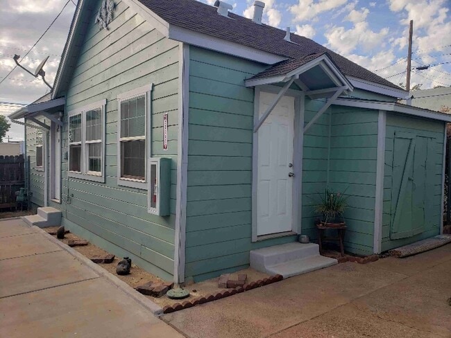 property at 3025 Myers St