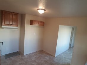2931 Sierra St in Riverbank, CA - Building Photo - Building Photo
