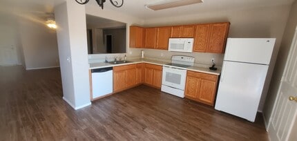 2319 E Palm Beach Dr in Chandler, AZ - Foto de edificio - Building Photo