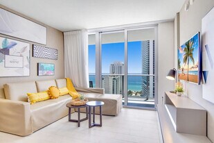 4112 Jimmy Buffett Mem Hwy, Unit SI ID1227205P in Hollywood, FL - Building Photo