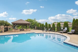 Ashton Ridge at Westcreek in Clarksville, TN - Building Photo