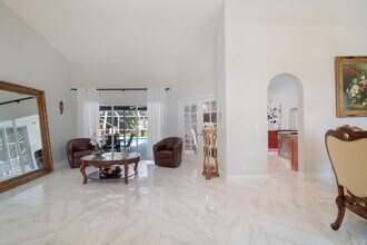 13660 Folkestone Ct in Wellington, FL - Building Photo - Building Photo