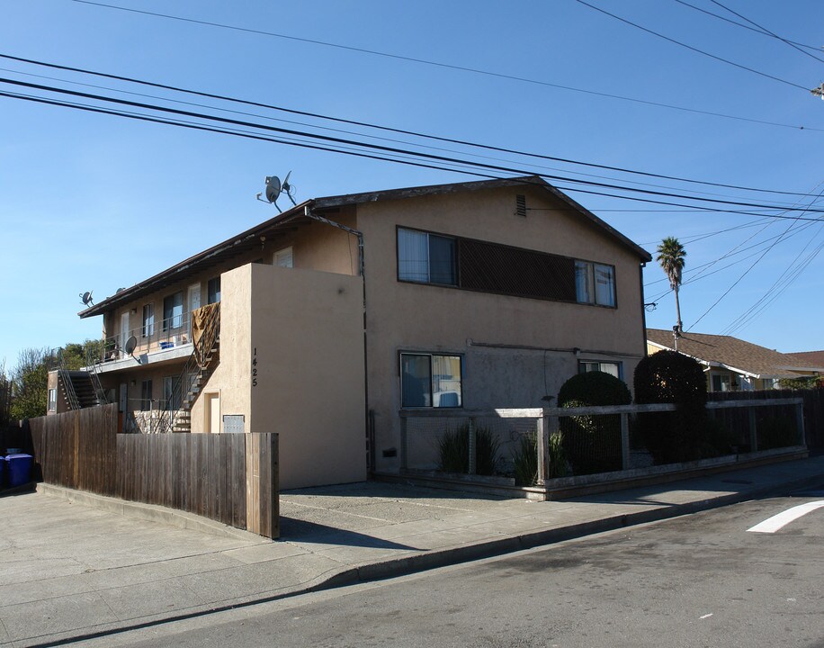 1425 Ventura Ave in San Pablo, CA - Foto de edificio