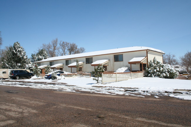 302 N 2nd St in Berthoud, CO - Building Photo - Building Photo