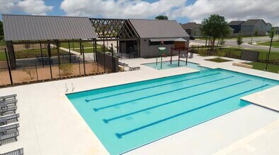 13803 Tordillo Dr in Elgin, TX - Building Photo - Building Photo