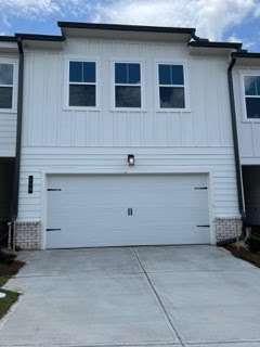 property at 650 Pt Pl Dr
