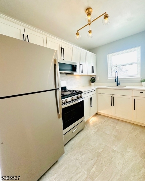 property at 38 Dobrin Ct