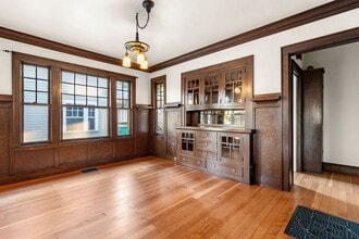 5343 SE 44th Ave in Portland, OR - Building Photo - Building Photo