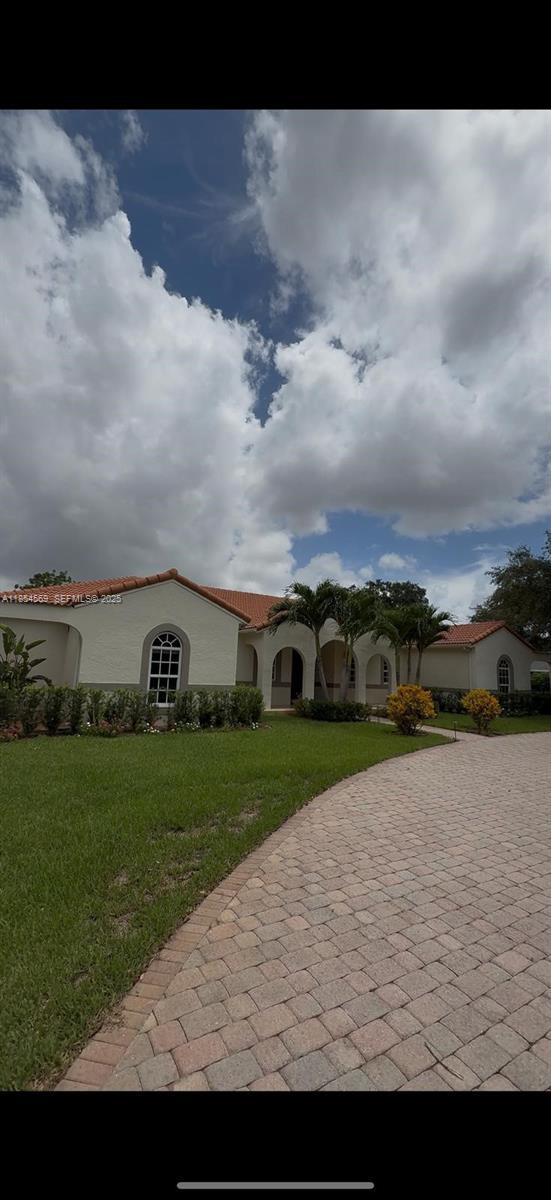 6739 Skyline Dr in Delray Beach, FL - Building Photo - Building Photo