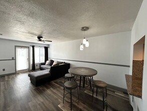 2203 Stonington Ave in Orlando, FL - Building Photo - Building Photo