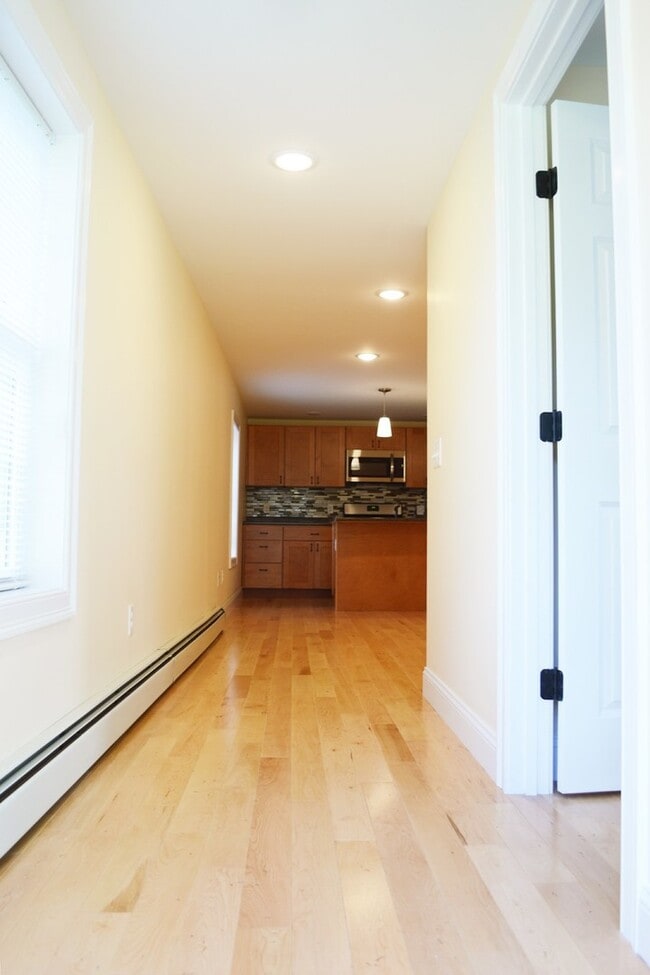 property at 260 Manhattan Dr