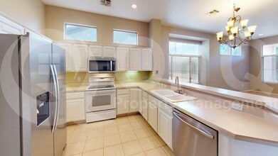 13853 N Lobelia Way in Oro Valley, AZ - Building Photo - Building Photo