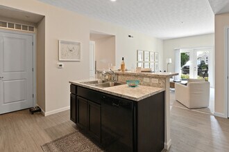 The Clarkson in Grove City, OH - Foto de edificio - Building Photo