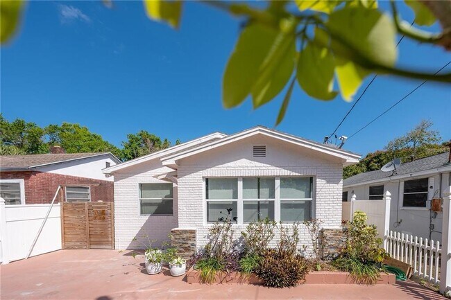 3427 W Palmetto St in Tampa, FL - Building Photo - Building Photo