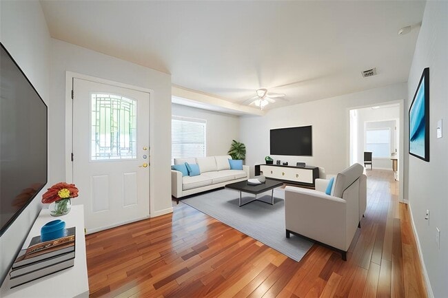 1403 Broadmoor Dr in Austin, TX - Building Photo - Building Photo
