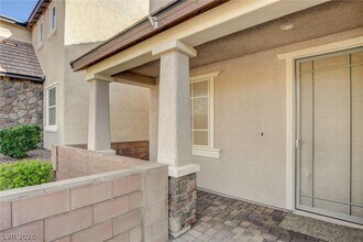 7116 Boomer Beach St in Las Vegas, NV - Building Photo - Building Photo