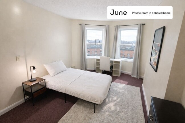 Room in Shared 3 bed/1 bath home, Unit B in Boston, MA - Foto de edificio - Building Photo