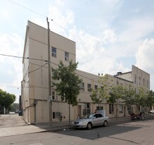 230-248 Mavety St in Toronto, ON - Building Photo