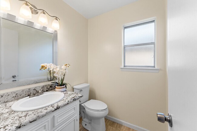 property at 5314 Nottingham Dr