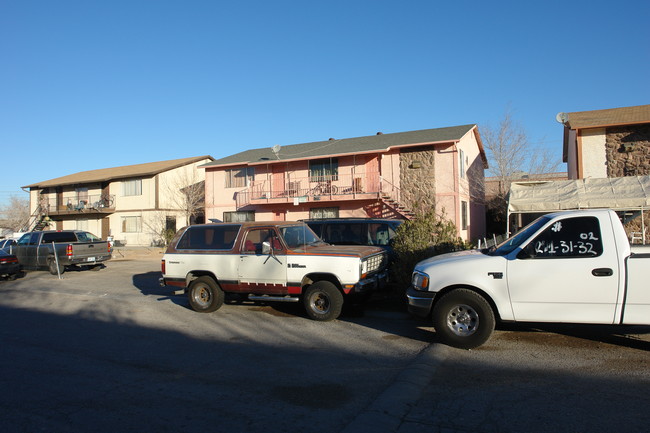 Puebla Estate in Las Vegas, NV - Building Photo - Building Photo