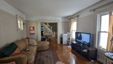 1615 W 4th St in Brooklyn, NY - Building Photo - Building Photo