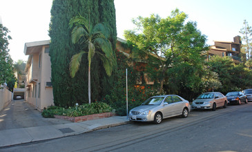 4222 Longridge Ave in Sherman Oaks, CA - Building Photo - Building Photo