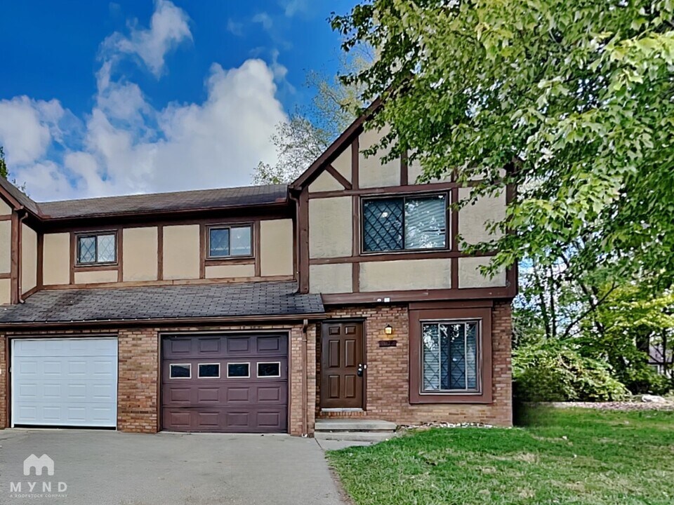 6372 Birchview Dr S in Reynoldsburg, OH - Building Photo