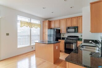 934 Bing Ln in Charlottesville, VA - Building Photo - Building Photo