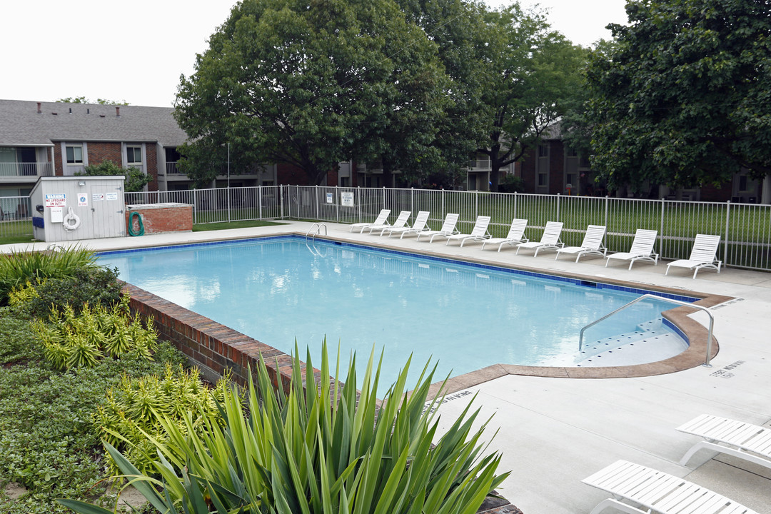 Three Meadows Apartments in Perrysburg, OH - Building Photo