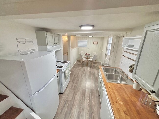 332 Cascade Pl in Rochester, NY - Building Photo - Building Photo