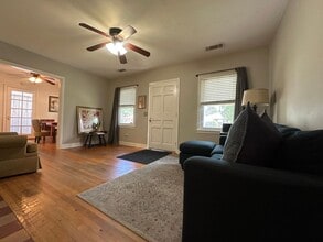 1411 E 53rd St in Savannah, GA - Building Photo - Building Photo