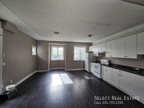 9245 Hazel St in Chilliwack, BC - Building Photo - Building Photo