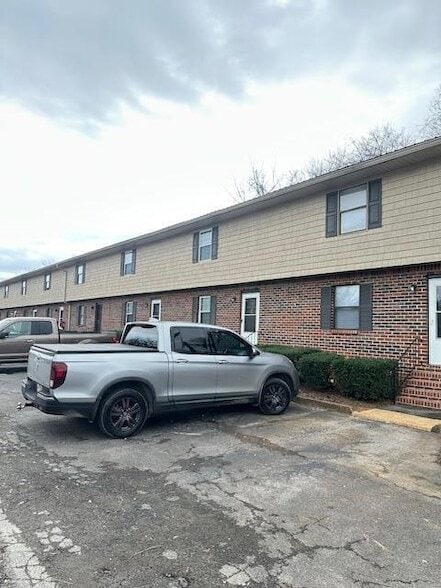 property at 4100 N Ocoee St