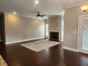 342 Creekside Ln in Pelham, AL - Building Photo - Building Photo