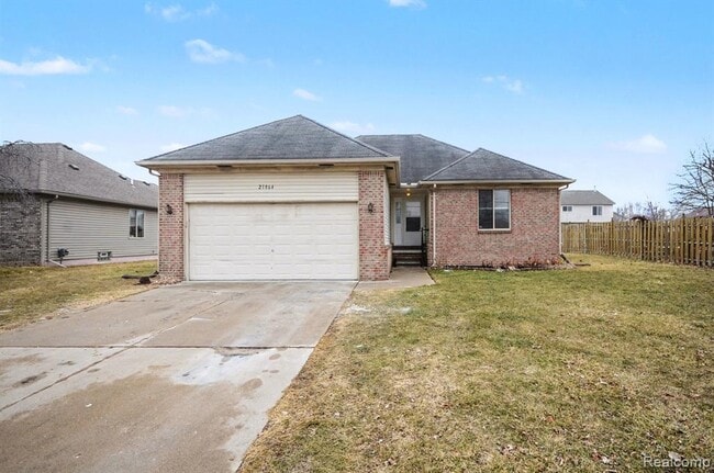 21864 Laurel St in Clinton Township, MI - Building Photo - Building Photo