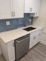 91 Wallingford Rd, Unit 3 in Boston, MA - Building Photo